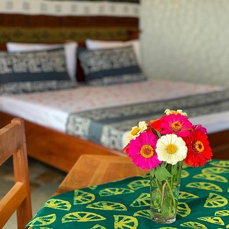 Lemon Beach Resort Elmina Ngoại thất bức ảnh