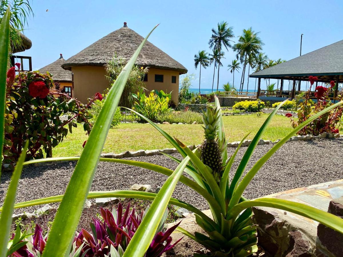 Lemon Beach Resort Elmina Ngoại thất bức ảnh