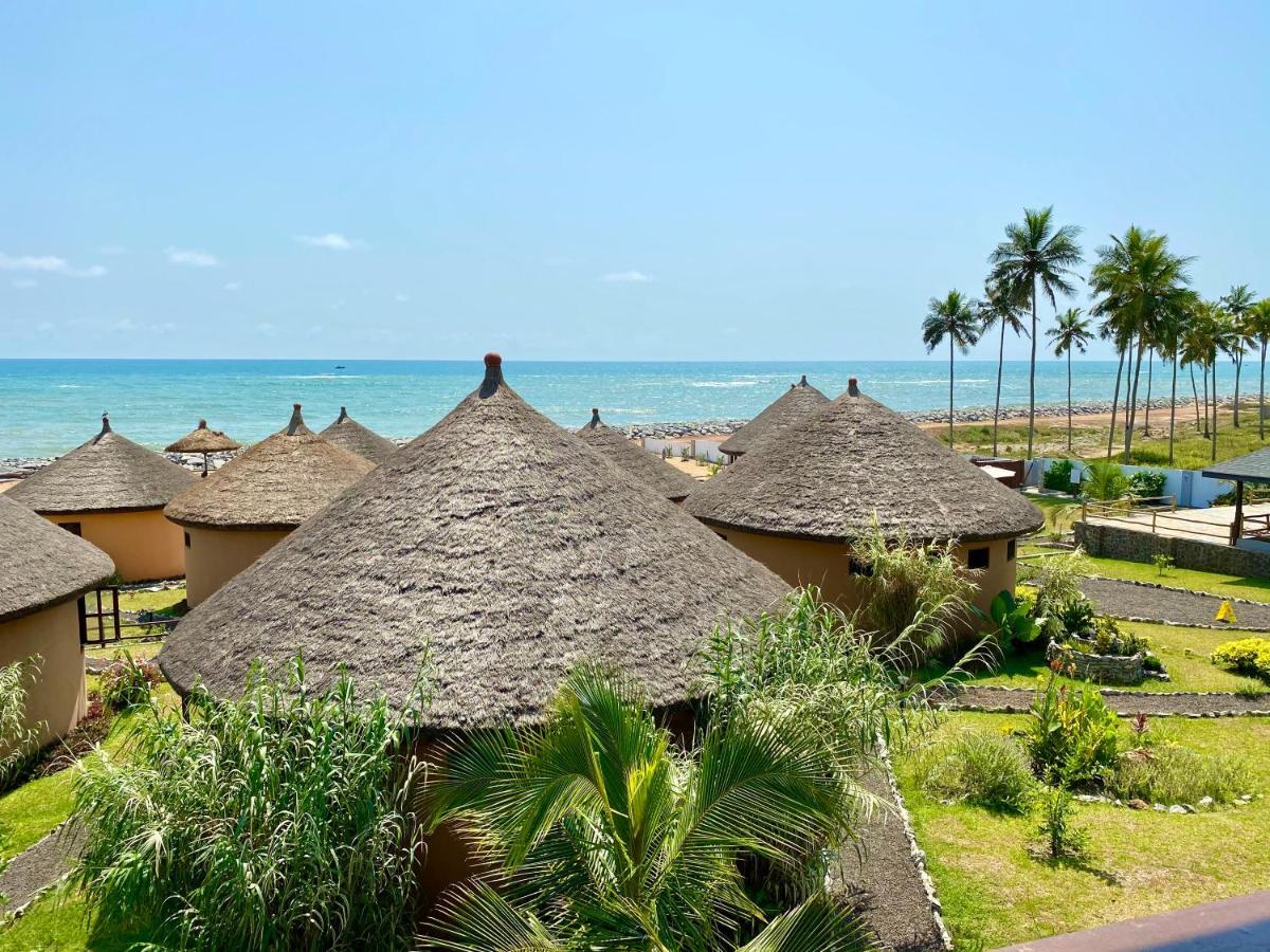 Lemon Beach Resort Elmina Ngoại thất bức ảnh