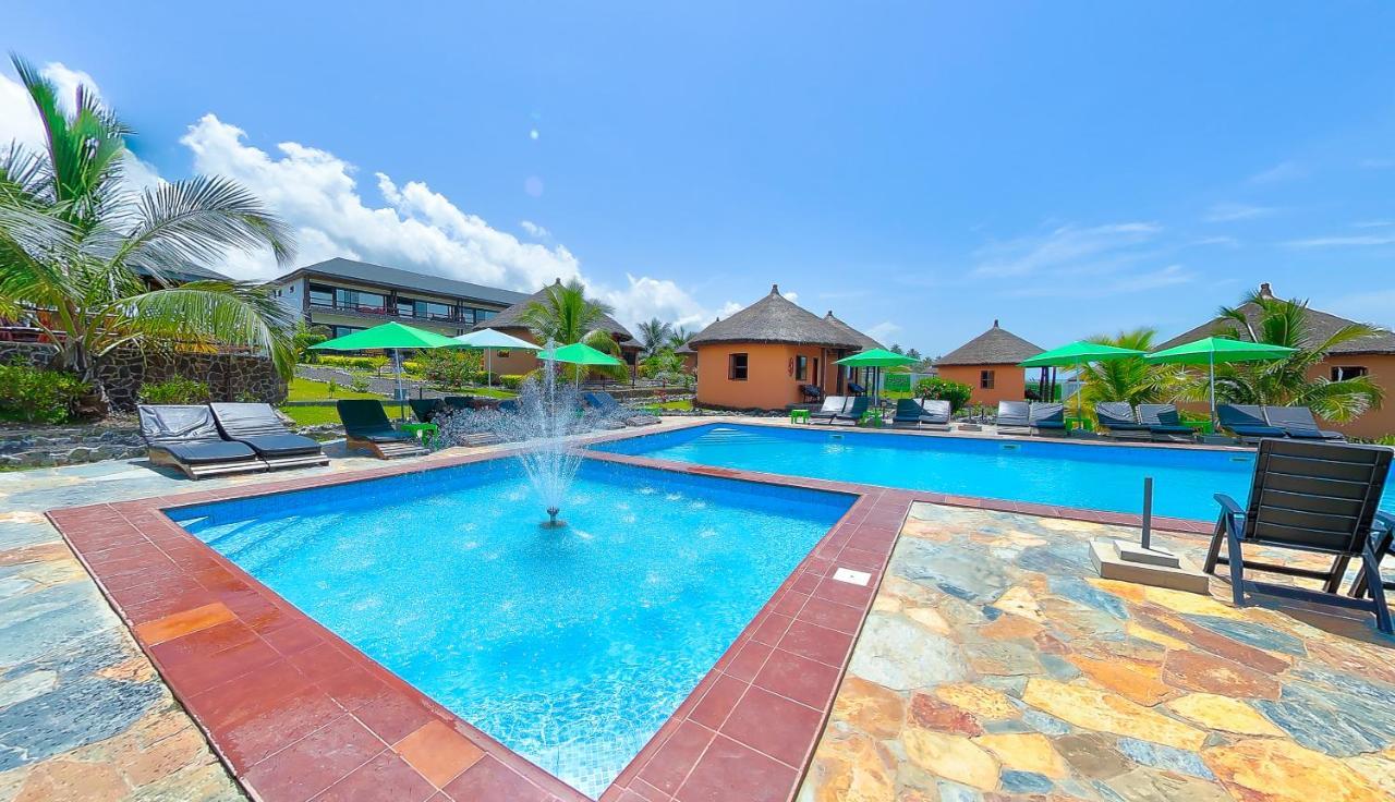 Lemon Beach Resort Elmina Ngoại thất bức ảnh