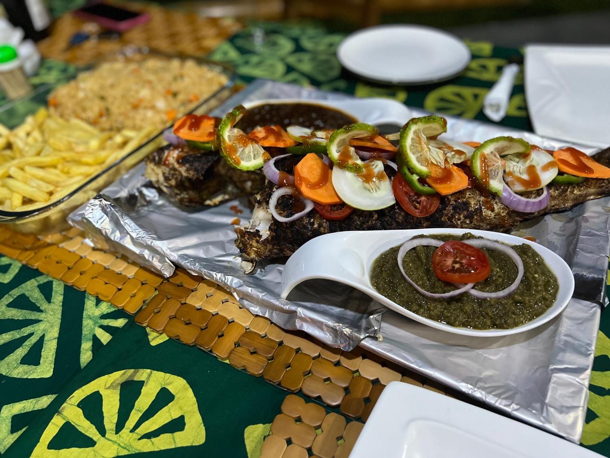 Lemon Beach Resort Elmina Ngoại thất bức ảnh