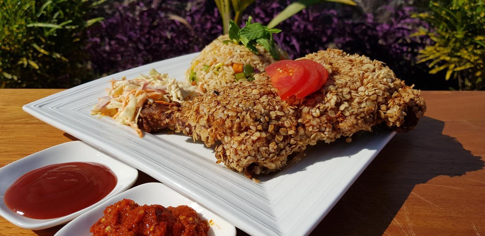 Lemon Beach Resort Elmina Ngoại thất bức ảnh