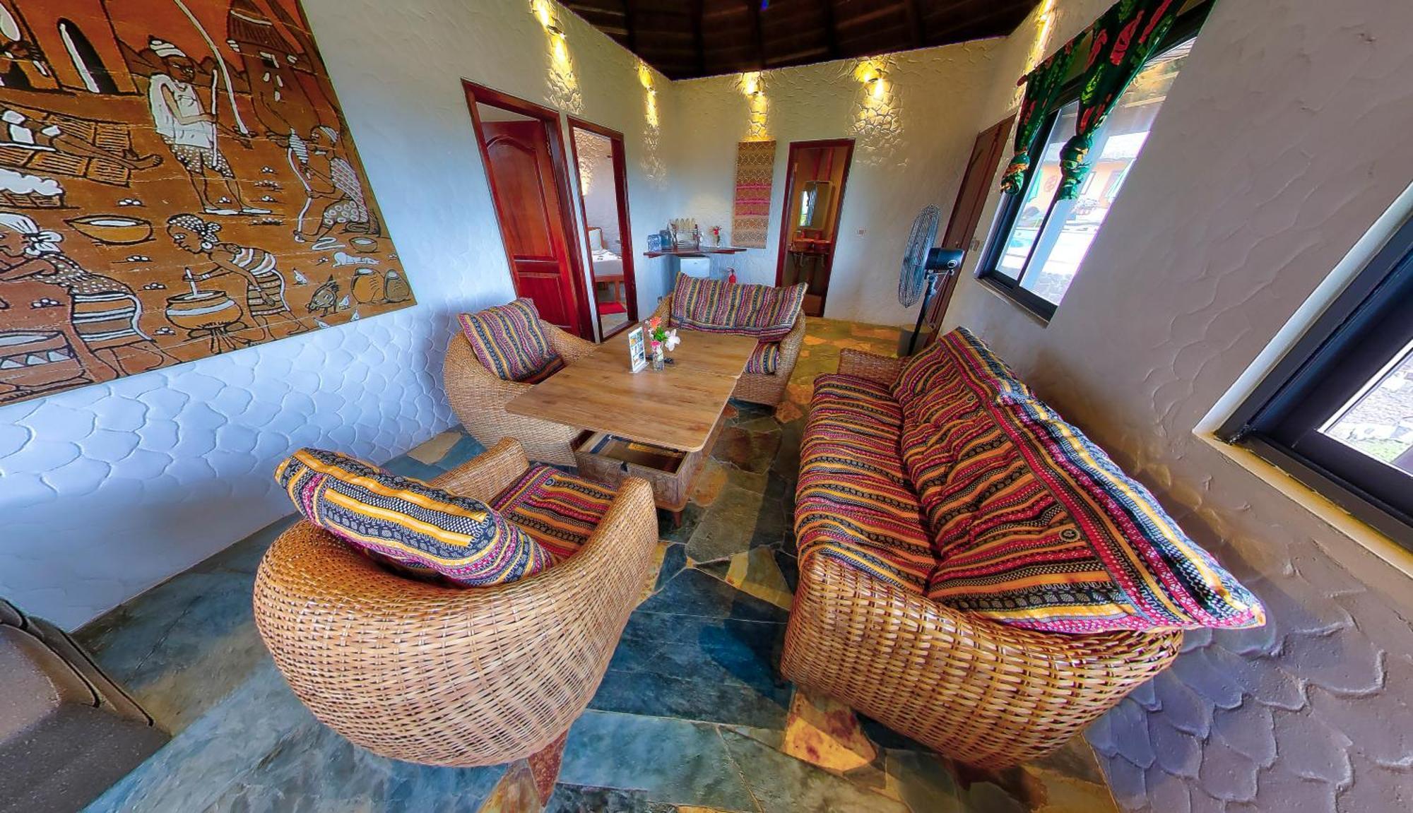 Lemon Beach Resort Elmina Ngoại thất bức ảnh