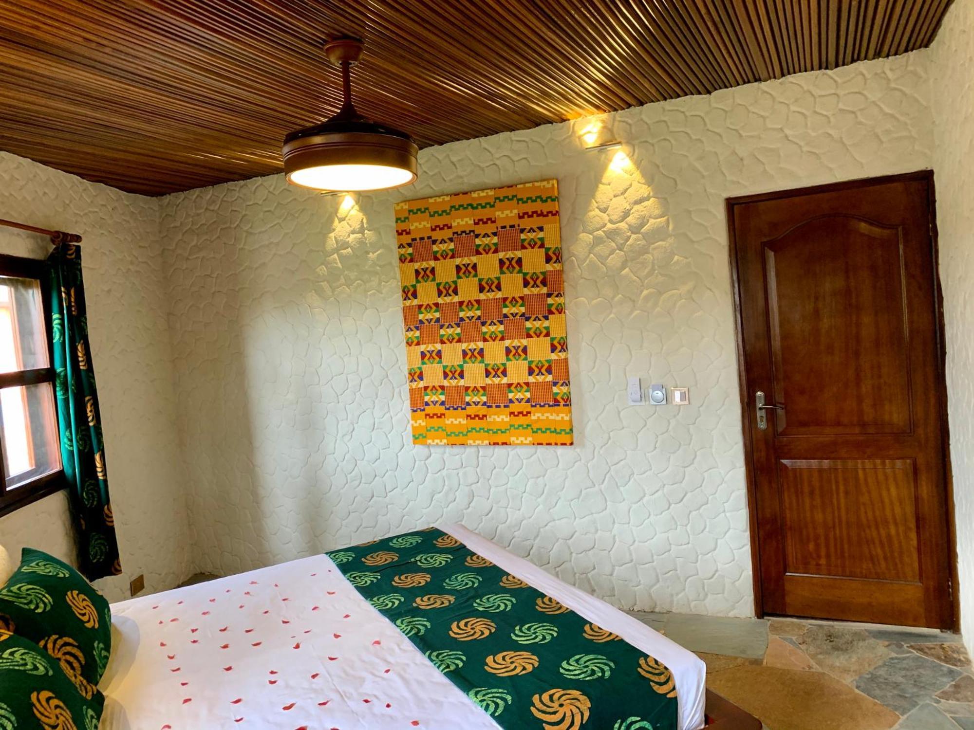 Lemon Beach Resort Elmina Ngoại thất bức ảnh